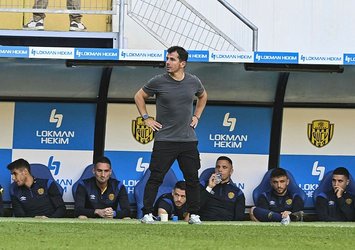 Emre Belözoğlu 100. maçına çıkacak!