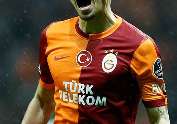 Eski G.Saraylı resmen Sevilla'da!