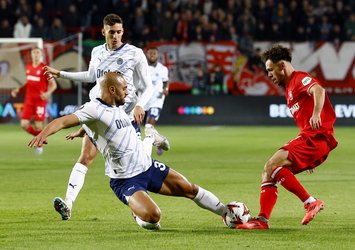 F.Bahçe Twente engelini aşamadı!