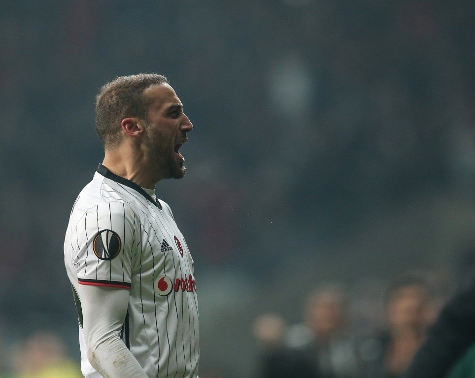 Cenk Tosun ilk peşinde