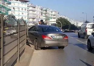 Antalyasporlu golcü trafik kazası yaptı!