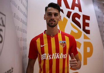 Kayserispor, Alpay Çelebi'yi kiraladı