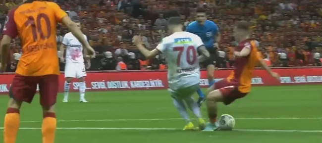 Galatasaray'dan Gaziantep FK karşısında penaltı beklentisi! - 1