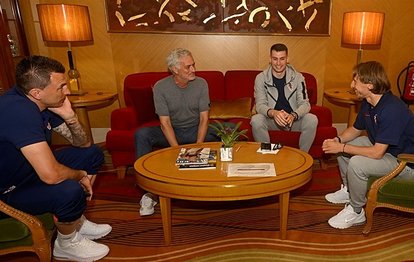 Fenerbahçe Teknik Direktörü Jose Mourinho Hırvatistan Milli Takımı’nı ziyaret etti! Livekovic ile görüştü