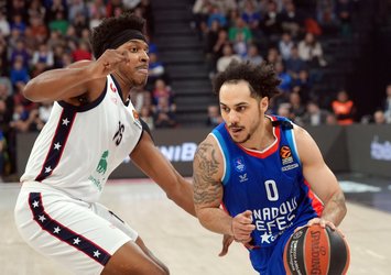 A. Efes Milano'ya acımadı!