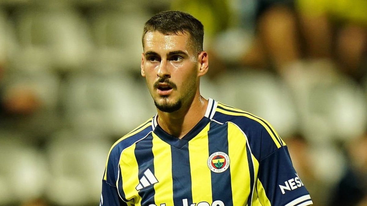Fenerbahçe'de bir ayrılık daha!
