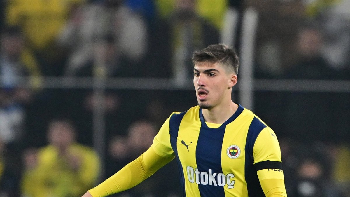 FENERBAHÇE TRANSFER HABERİ | Avrupa devinin gözü Yusuf Akçiçek'in üzerinde! Rangers maçında tribünden izlediler FENERBAHÇE TRANSFER HABERİ | Avrupa devinin gözü Yusuf Akçiçek'in üzerinde! Rangers maçında tribünden izlediler