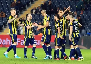 Fenerbahçe, İstanbulspor ile start veriyor