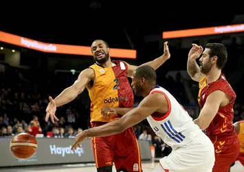 Basketbol'da ilk devrenin ardından