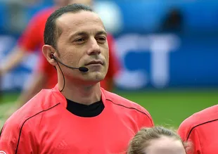 Cüneyt Çakır, Suudi Arabistan’da yeni görev!