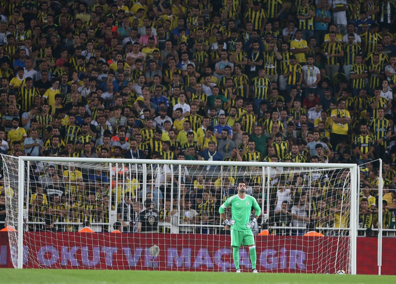 Sosyal medyada Volkan Demirel’e tepki!