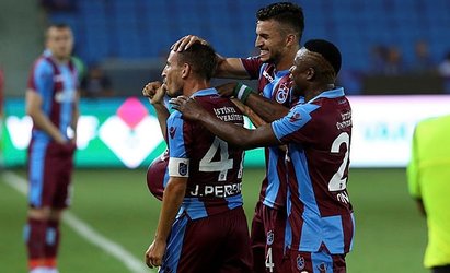 Trabzonspor Samsunspor'u farklı geçti