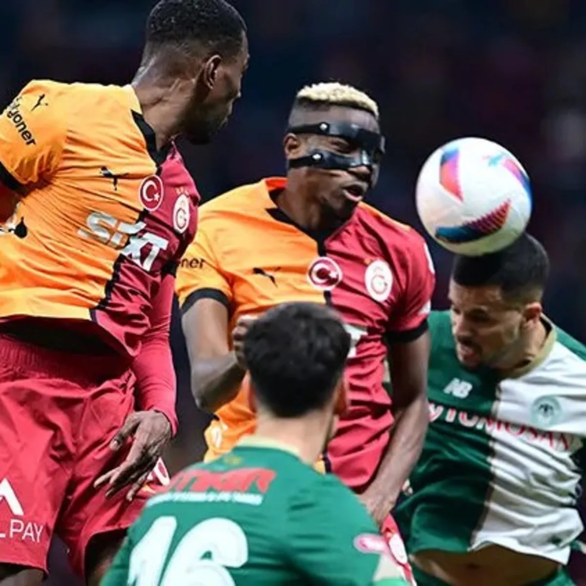 Galatasaray'da sakat oyuncunun Aralık ayında sahalara dönmesi bekleniyor