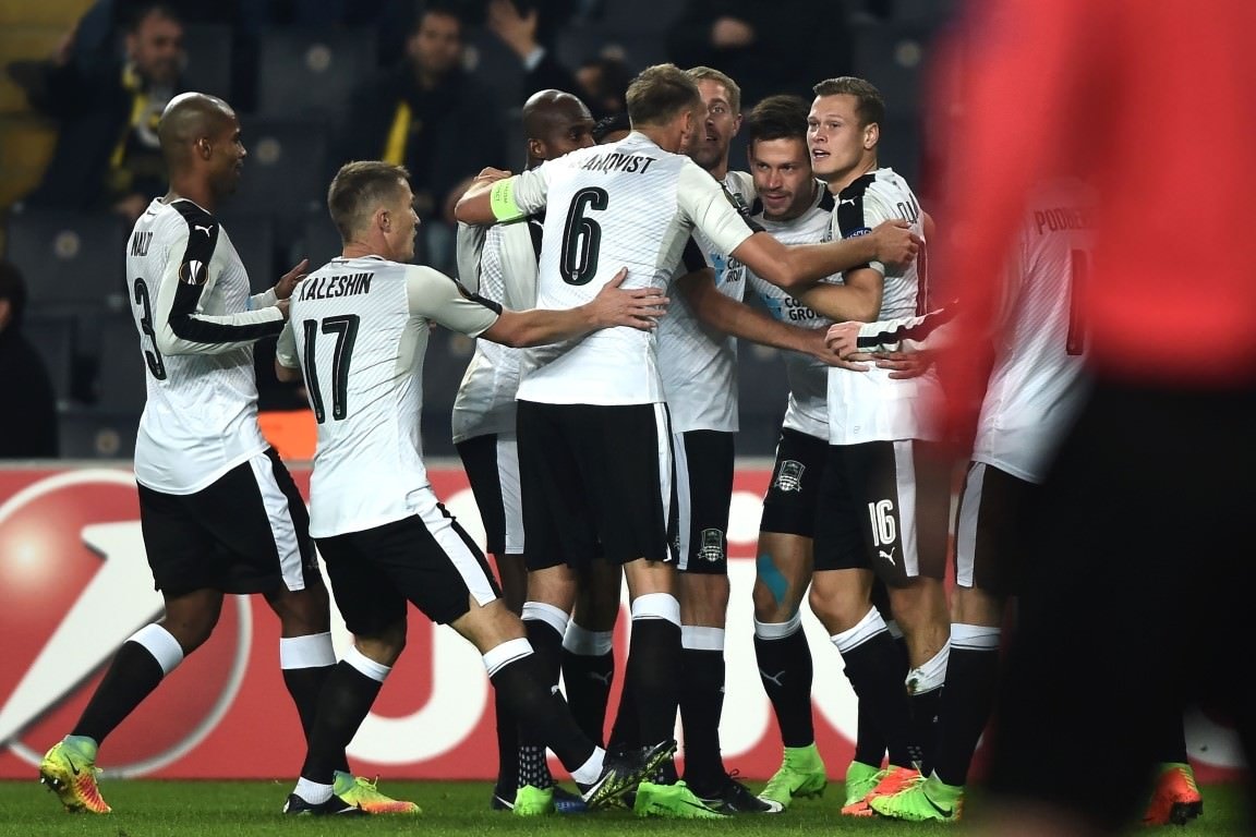 Fenerbahçe-Krasnodar karşılaşmasından kareler