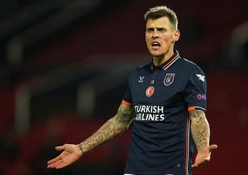 Martin Skrtel yeşil sahalara veda etti!