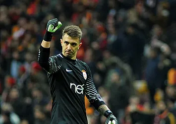 Muslera'dan itiraf!