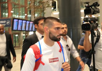 Beşiktaş yeni transferine kavuştu