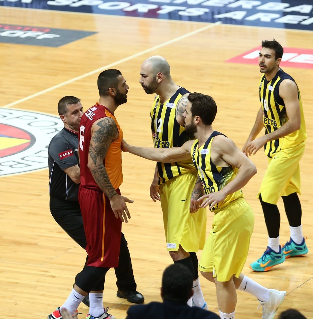 Aziz Yıldırım’dan Ergin Ataman’a tepki