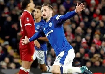 Evertonlı Sigurdsson'dan Cenk yorumu