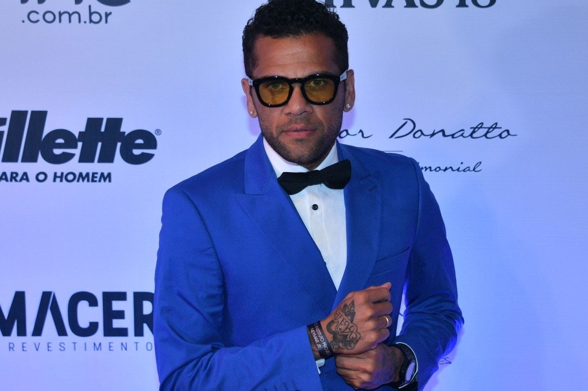 Fenerbahçe, Dani Alves’le anlaştı