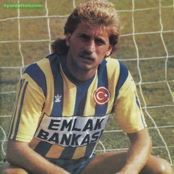 Onlar hem Aslan hem Kanarya...