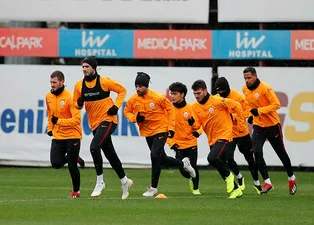 Galatasaray Fenerbahçe'nin gerisinde