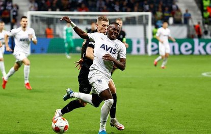 Frankfurt Fenerbahçe maçında ortalık karıştı! Osayi-Samuel’e müdahale sonrası...
