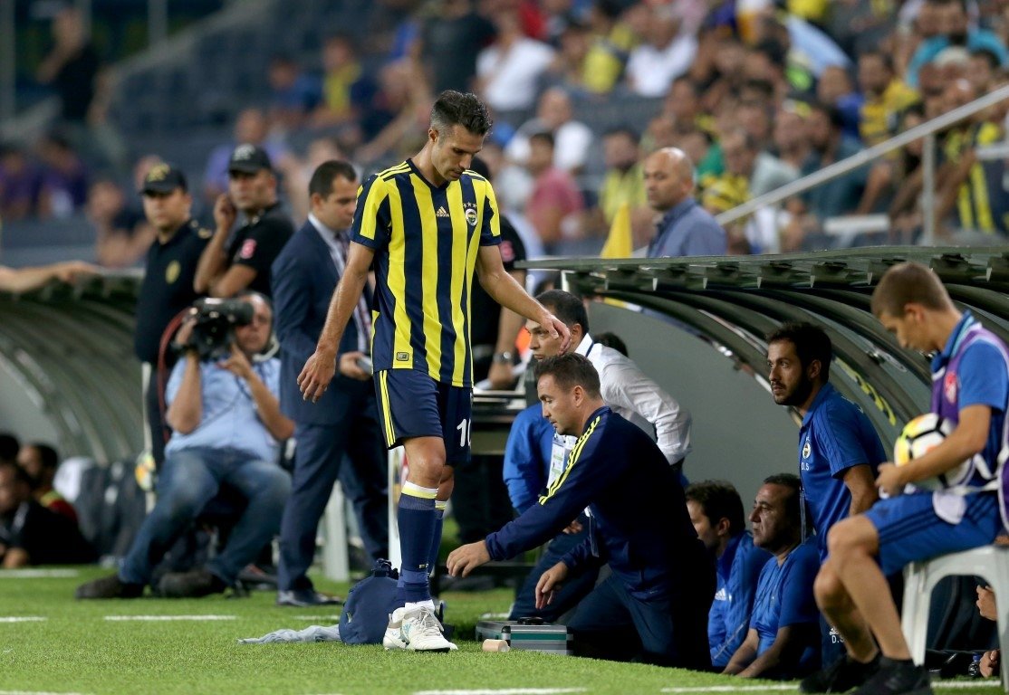 Robin van Persie’den sürpriz talep