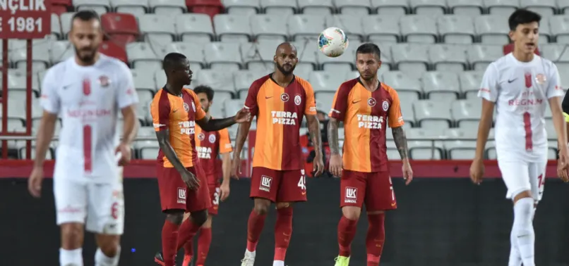 Galatasaray'a corona virüsü çelmesi