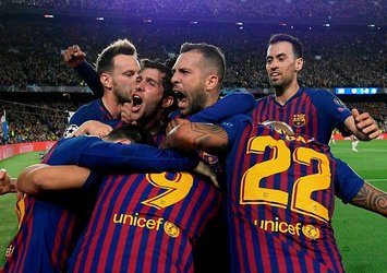 Barcelona final kapısını araladı