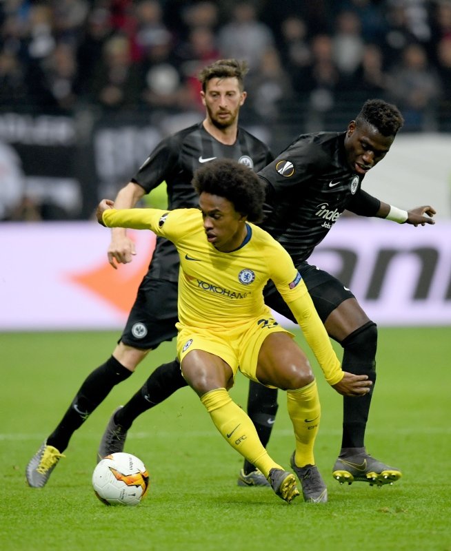 E.Frankfurt’tan rüya gibi koreografi! İşte o anlar...