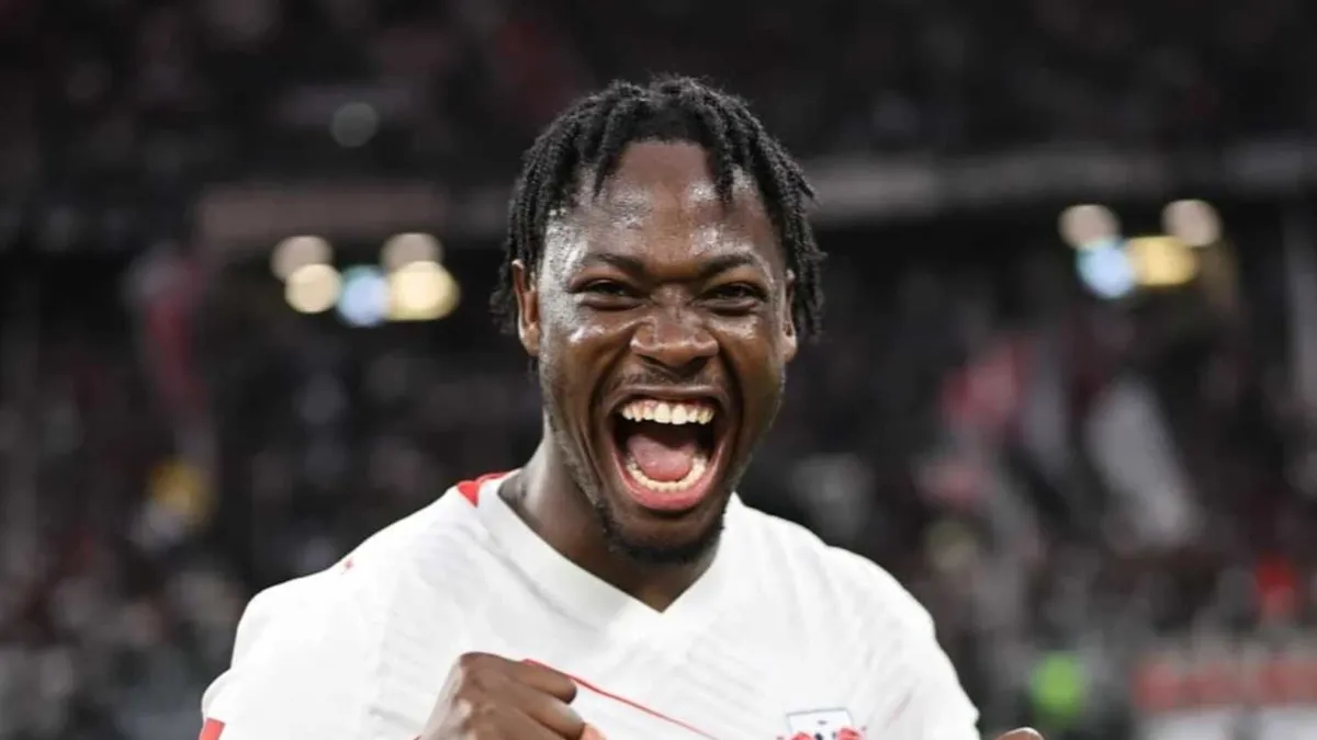 Galatasaray, stoper Bitshiabu için Leipzig ile pazarlıkta