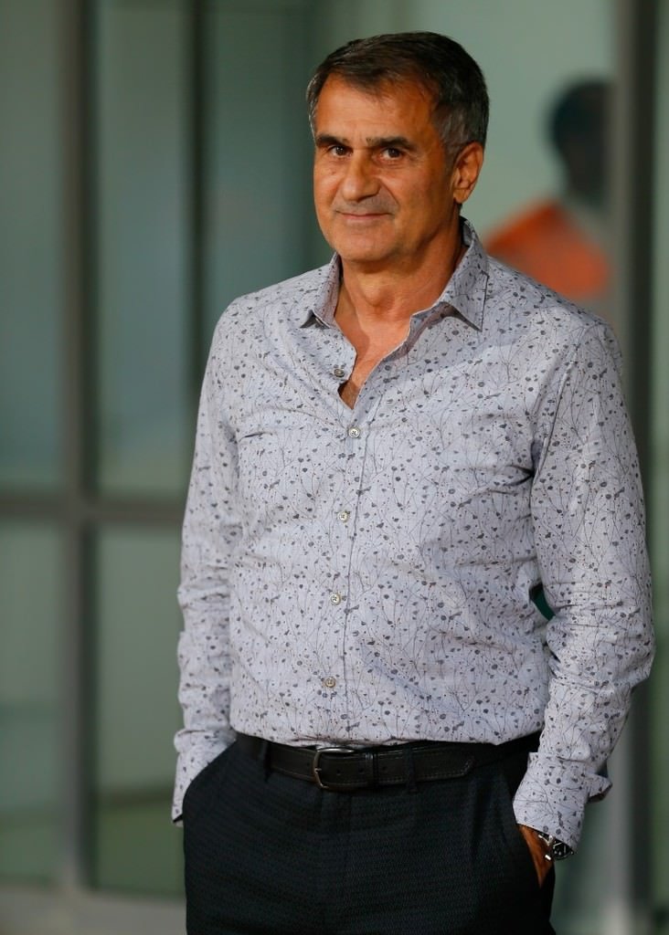 Beşiktaş, Akhisar deplasmanında rahat kazandı