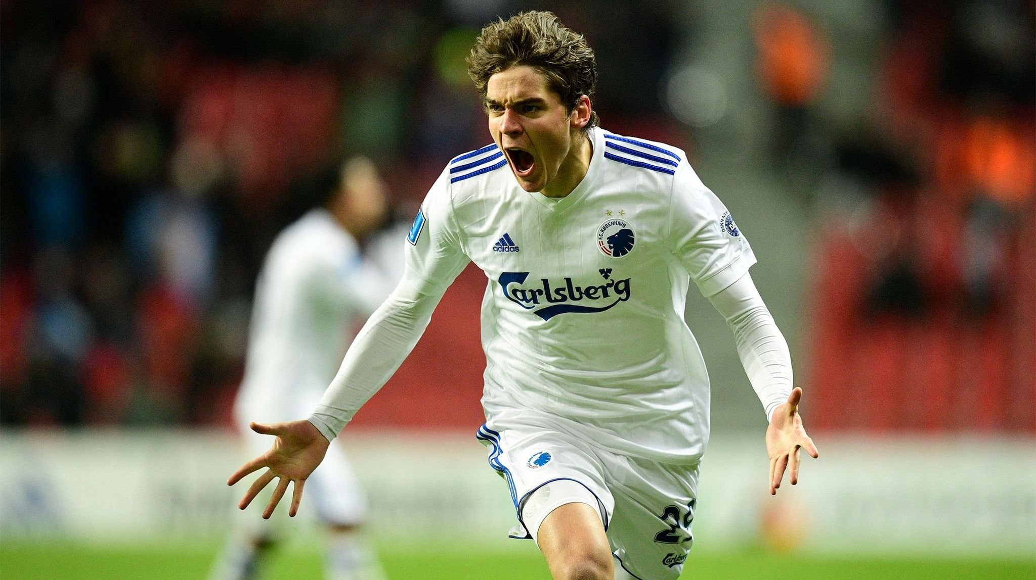 Fenerbahçe’ye Robert Skov sürprizi