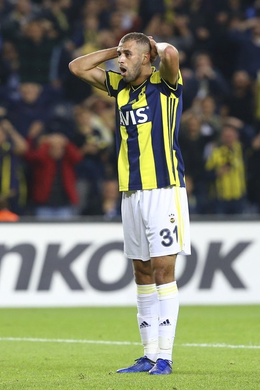 Fenerbahçe’de flaş Slimani kararı!