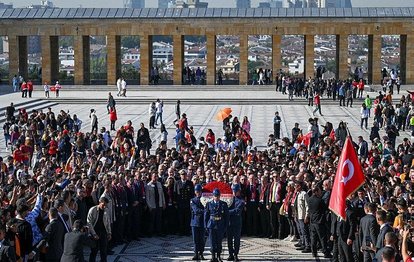Galatasaray Kulübü Anıtkabir’e ziyaret gerçekleştirdi
