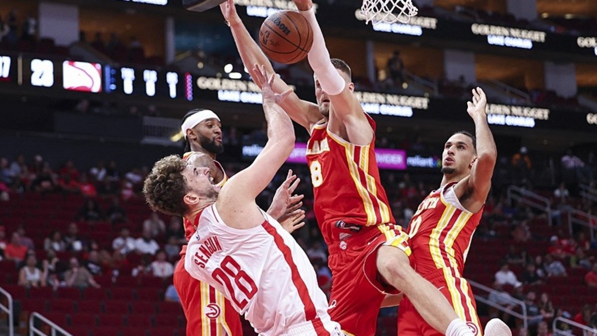 Alperen Şengün kaldığı yerden devam ediyor! Milli yıldızdan Atlanta Hawks potasına 19 sayı Alperen Şengün kaldığı yerden devam ediyor! Milli yıldızdan Atlanta Hawks potasına 19 sayı