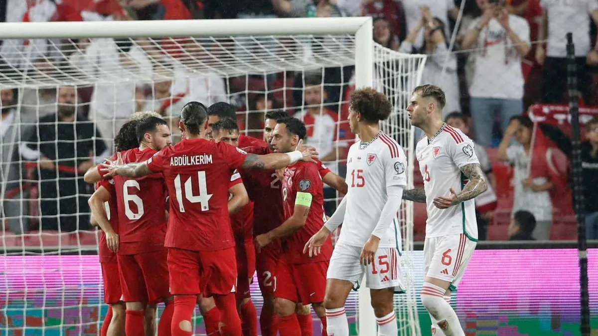 Milli yıldız Galatasaray'ı bekliyor! Eğer kulüpler anlaşırsa...