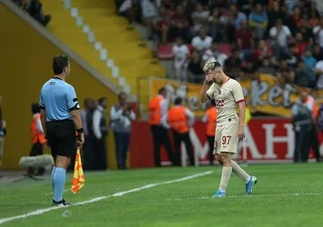 Emre Mor kırmızı kart için özür diledi