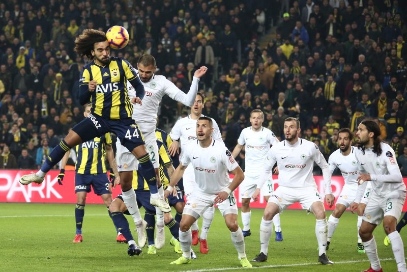 Fenerbahçe’ye 10 transfer lazım!