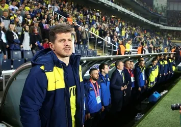 Emre Belözoğlu: Evde kalalım