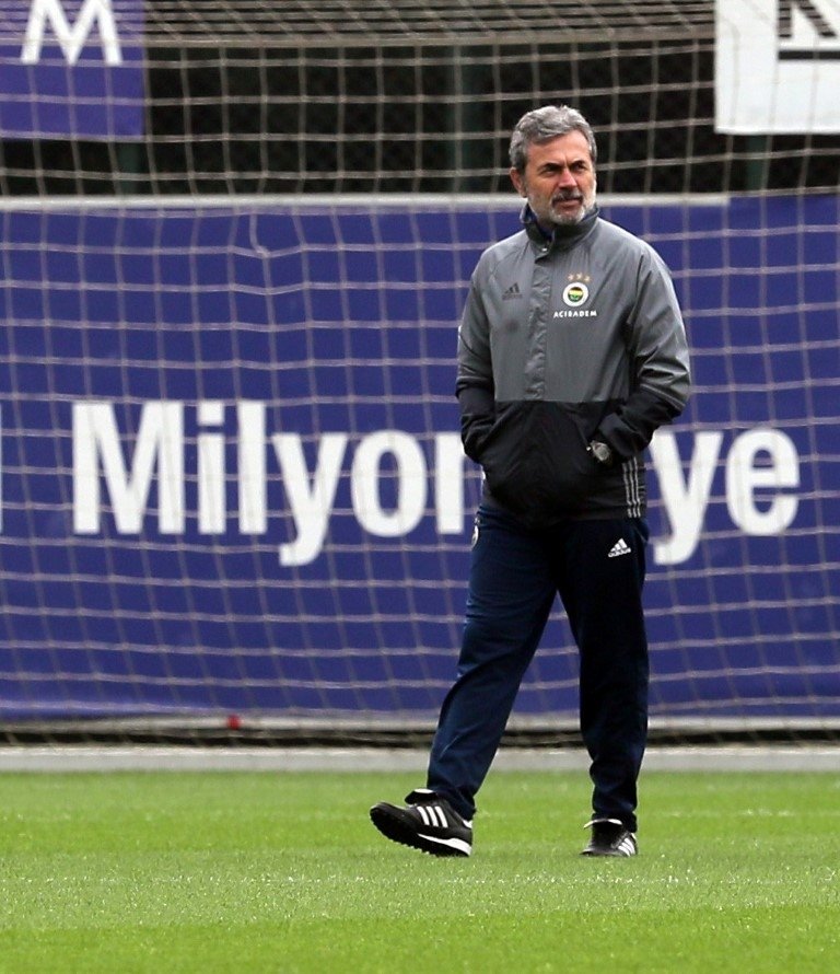 Aykut Kocaman Fenerbahce Yi Birakiyor Aspor