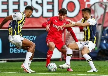 Maçta penaltı kararı! İşte o pozisyon