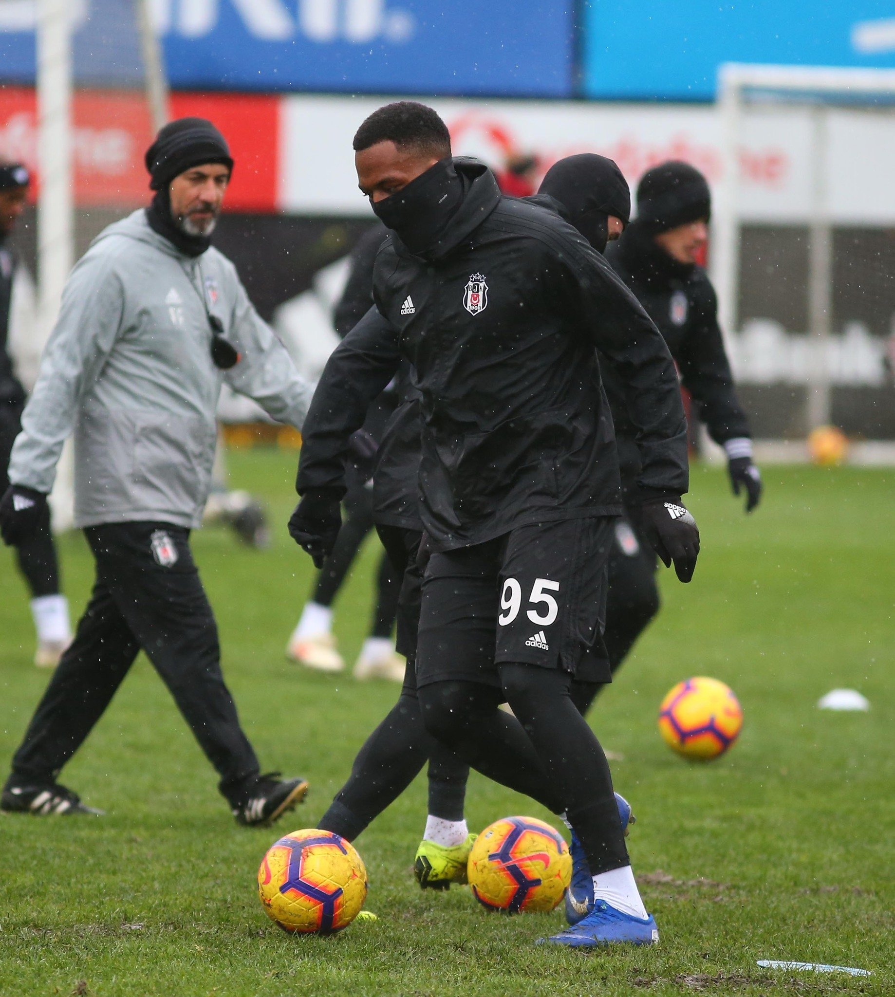 Beşiktaş’ta flaş Babel gelişmesi!