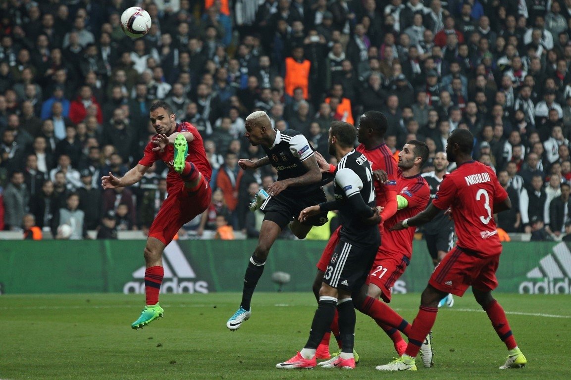 Beşiktaş - O.Lyon maçından kareler