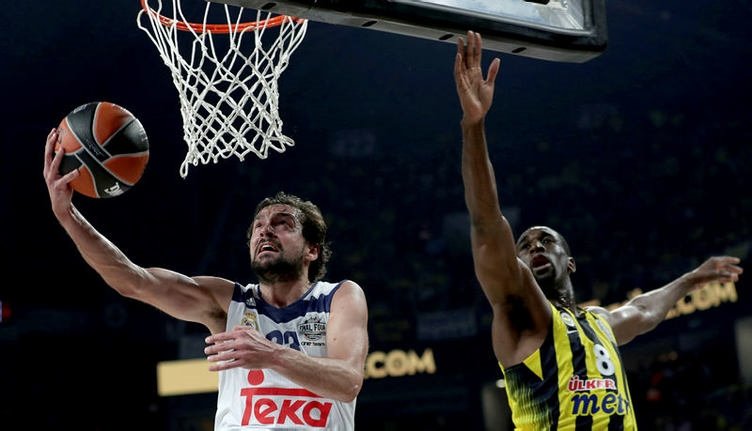 Ekpe Udoh sosyal medyayı salladı