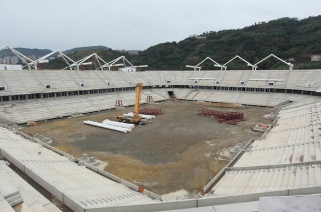 Akyazı Stadı’nda son durum