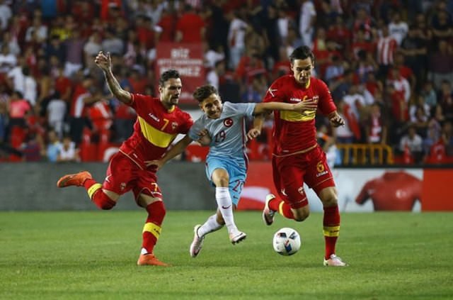 Emre Mor bombası! Bir kaç gün içinde imza atıyor...