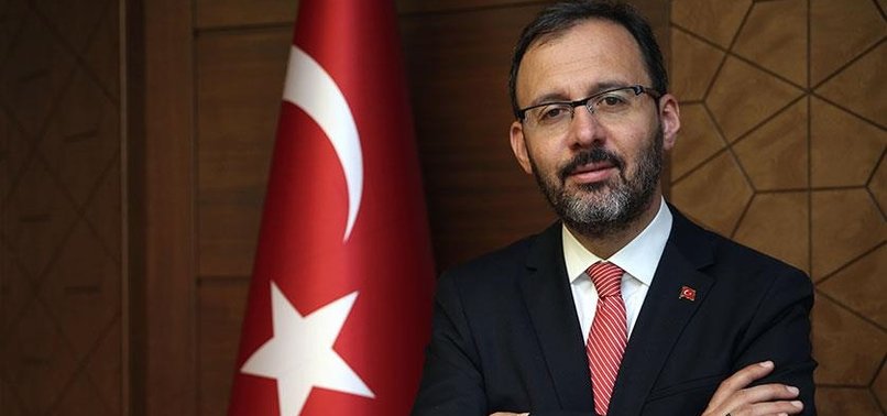 Bakan Kasapoğlu'ndan Fenerbahçe için tebrik mesajı