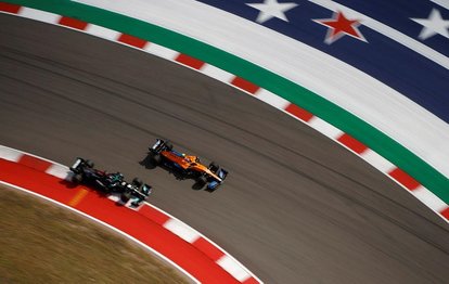 Formula 1’de heyecan ABD’de! Zirve yarışı kıran kırana... |  Max Verstappen ve Lewis Hamilton...